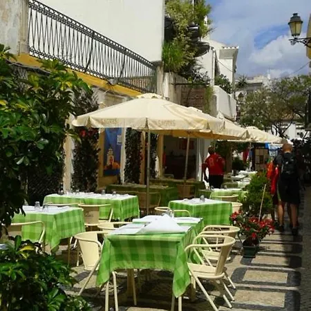 Plein Centre Du Vieux Апартаменты Фару