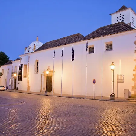 Plein Centre Du Vieux Faro
